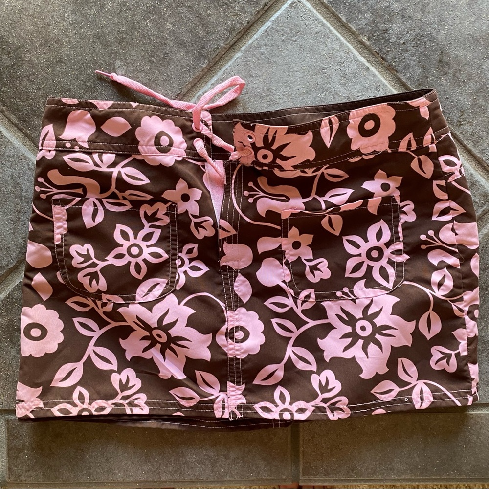 Reversible bathing suit coverup skirt; Pink/brown Size Small